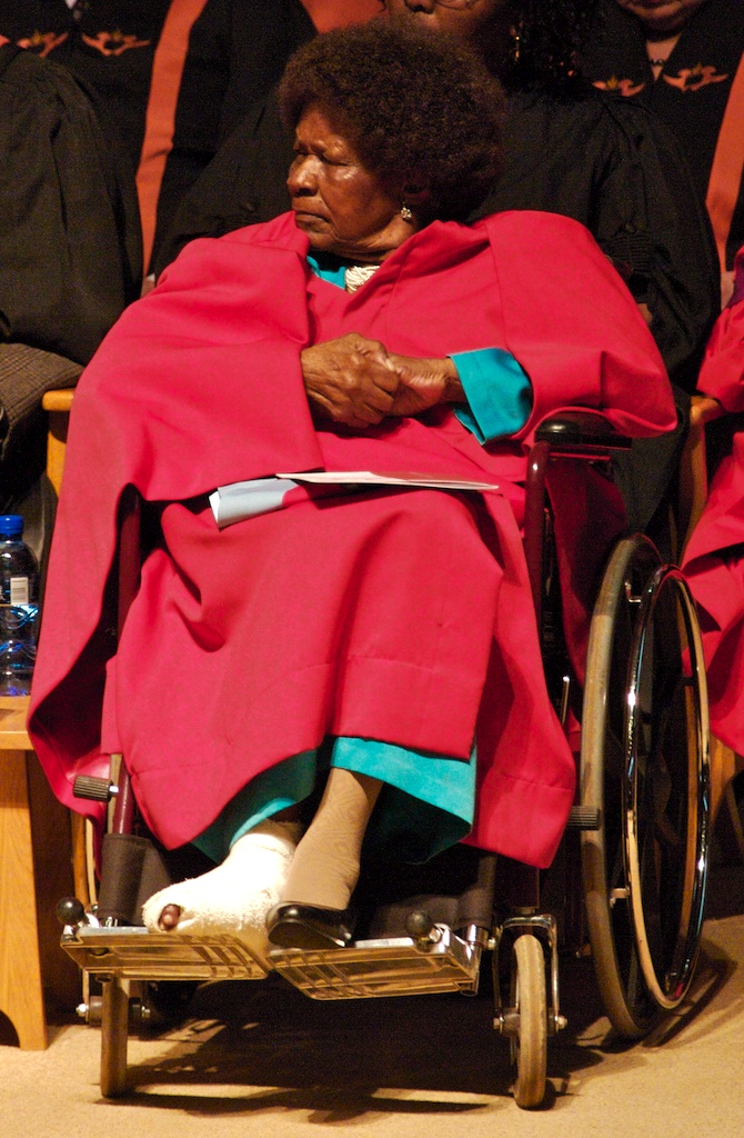 Albertina Sisulu Biography (October 21): Life, Breakthroughs & World Impact of South Africa's Icon — Memorial & Retrospective Guide